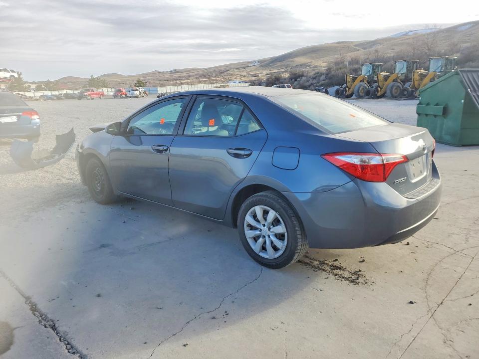 Photo 2 from auction – 2015 TOYOTA COROLLA with VIN 2T1BURHE6FC299302