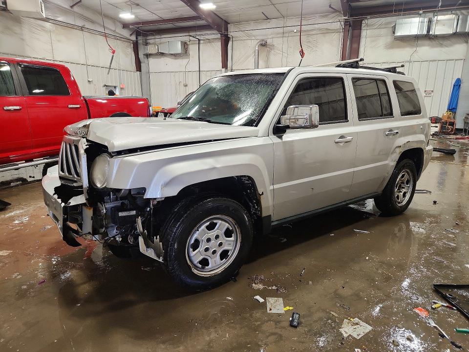 JEEP PATRIOT 2010 with VIN 1J4NT2GA7AD573392 - Photo from auction