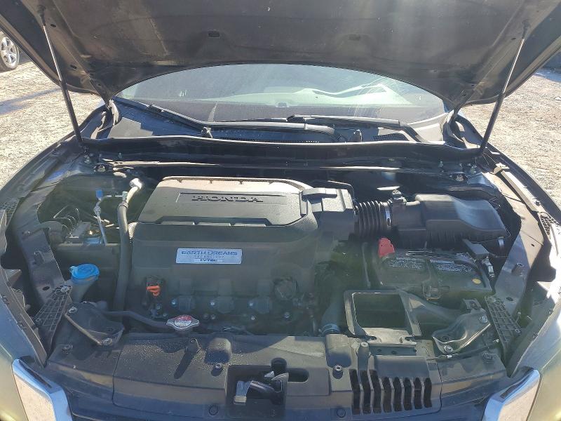 Photo 11 from auction – 2015 HONDA ACCORD with VIN 1HGCR3F80FA006502