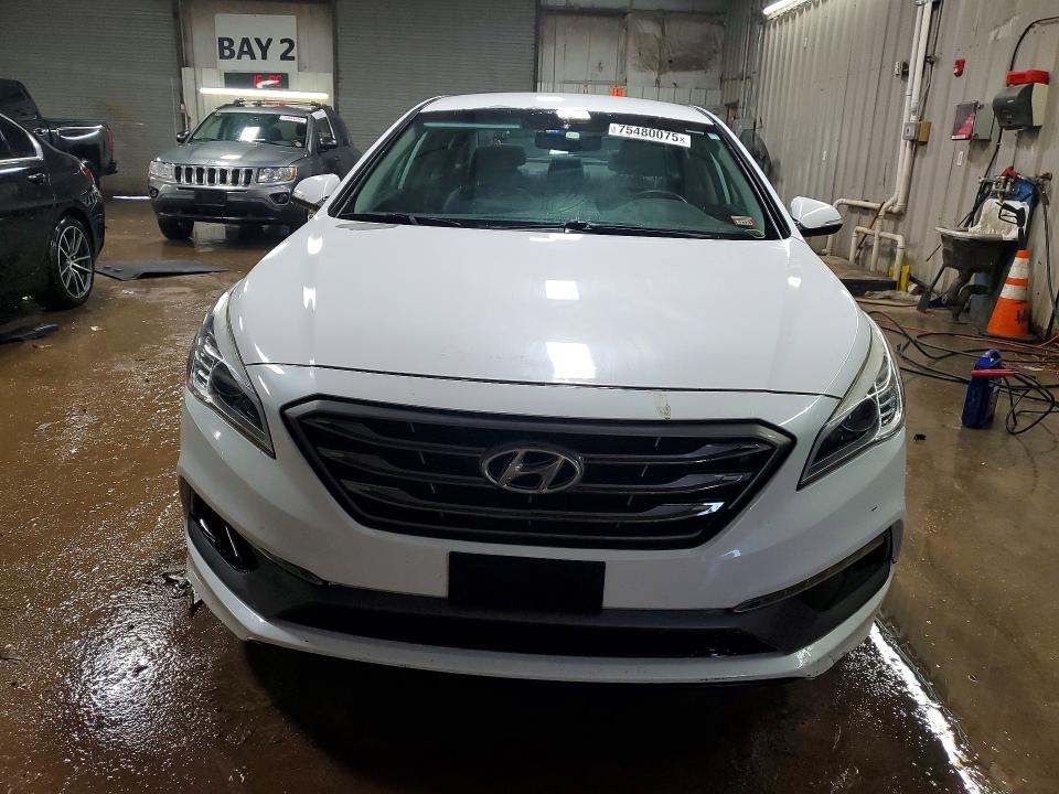 Photo 5 from auction – 2015 HYUNDAI SONATA with VIN 5NPE34AF1FH144921