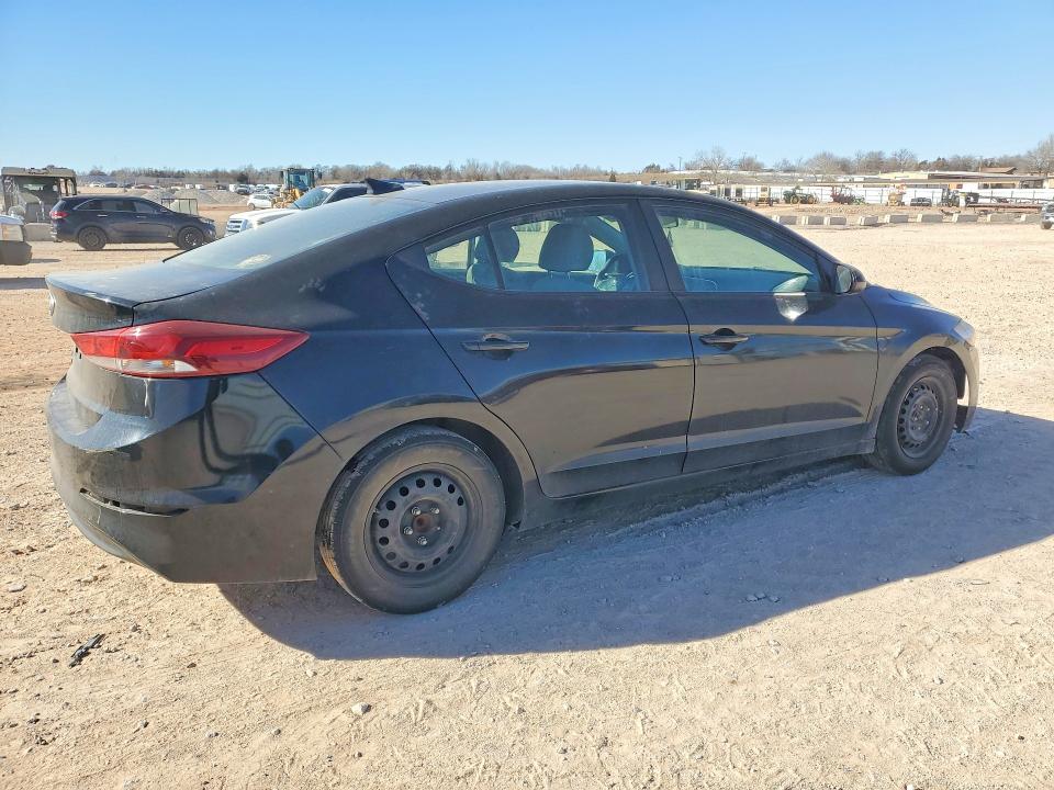 Photo 3 from auction – 2017 HYUNDAI ELANTRA with VIN KMHD74LF5HU067293