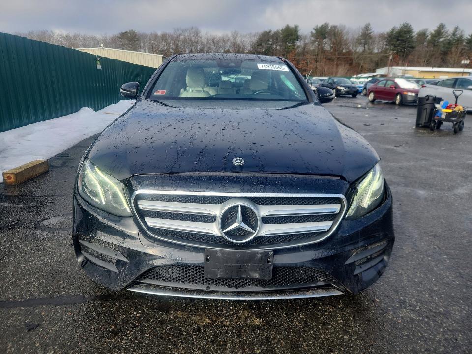 Photo 5 from auction – 2019 MERCEDES-BENZ E with VIN WDDZF4KB6KA596181