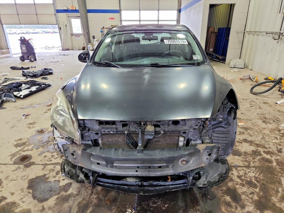 Photo 5 from auction – 2011 MAZDA 3 S with VIN JM1BL1M64B1438831