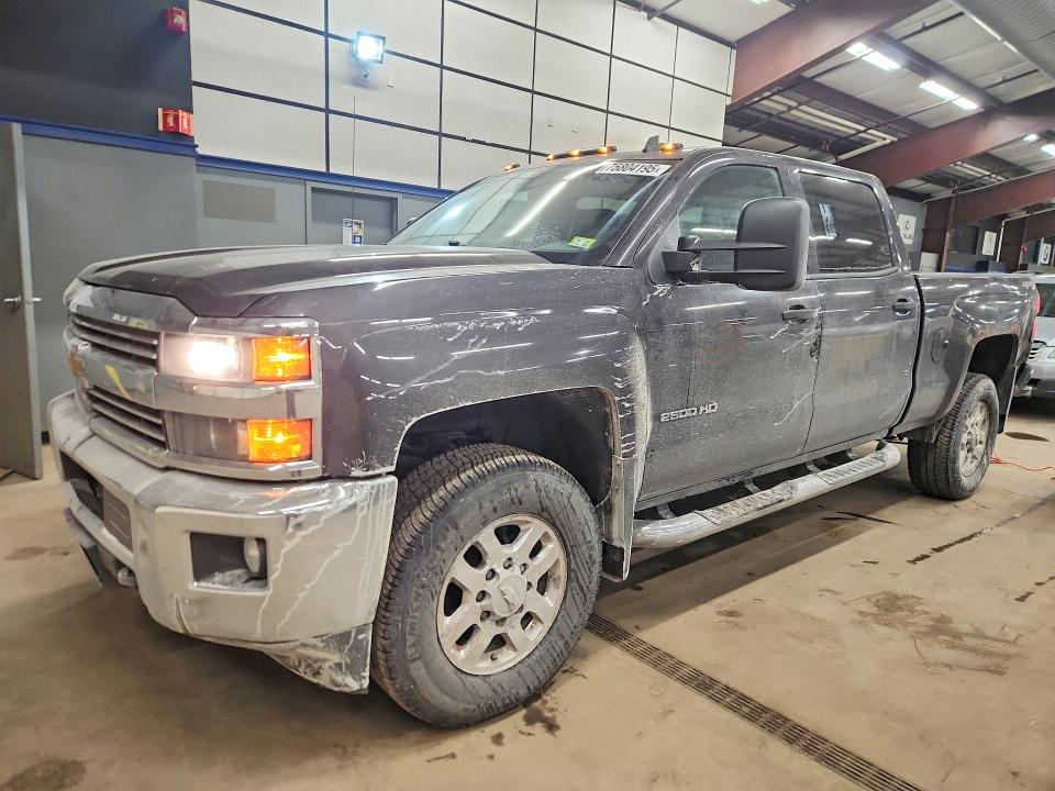 2015 CHEVROLET SILVERADO - Търг №75804195