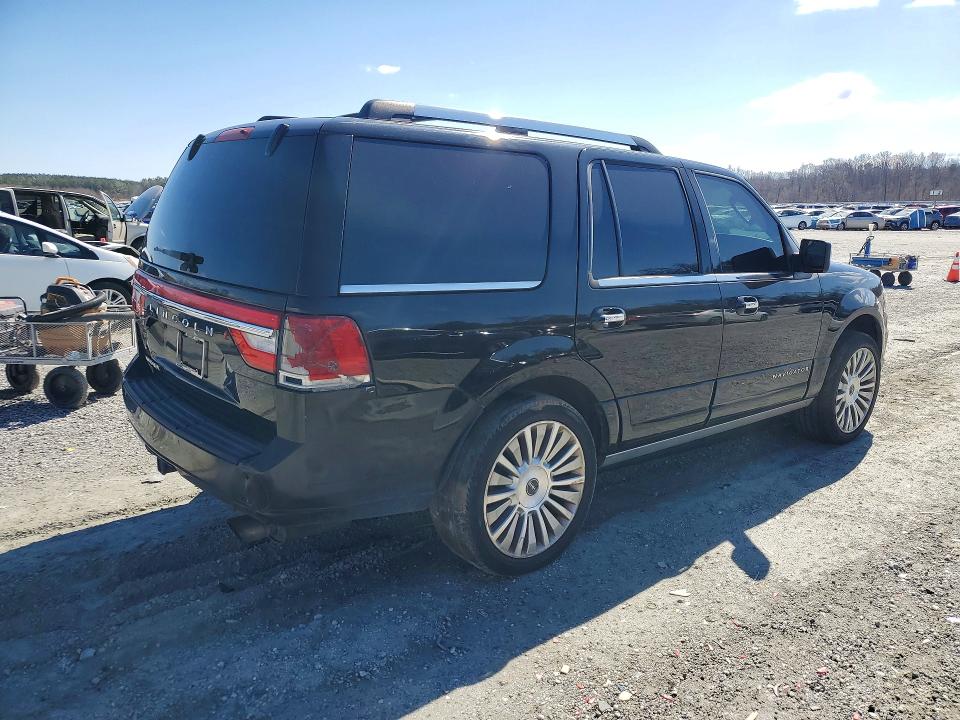 Photo 3 from auction – 2017 LINCOLN NAVIGATOR with VIN 5LMJJ2LT4HEL05804