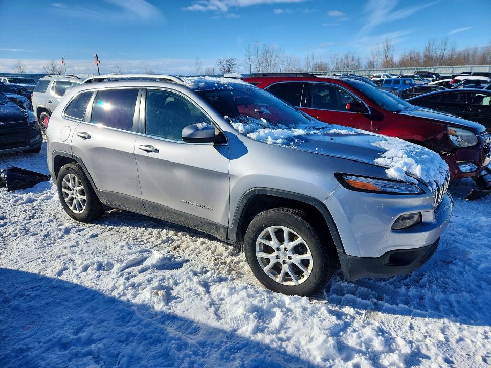 Photo 4 from auction – 2017 JEEP CHEROKEE L with VIN 1C4PJMCS5HW582783