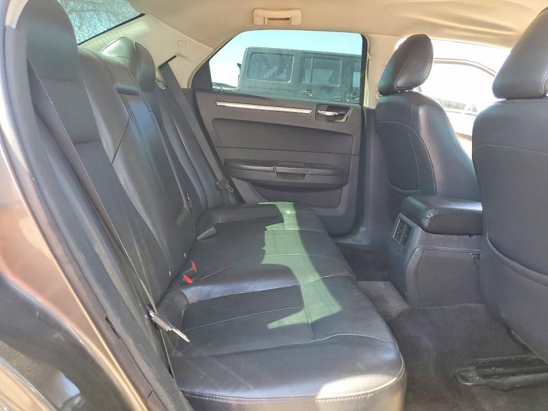 Photo 10 from auction – 2010 CHRYSLER 300 TOURIN with VIN 2C3CA5CV8AH241563