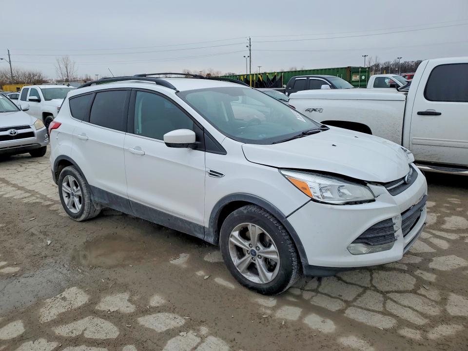 Photo 4 from auction – 2016 FORD ESCAPE with VIN 1FMCU9GX9GUB61650