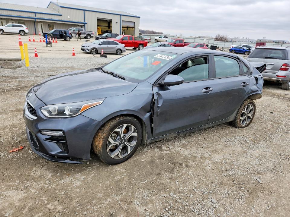 Photo 1 from auction – 2021 KIA FORTE with VIN 3KPF24AD5ME339878