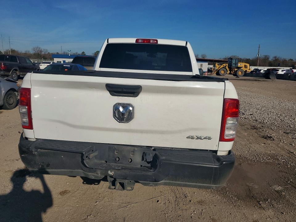 Photo 6 from auction – 2019 RAM 2500 with VIN 3C6UR5CL7KG576894