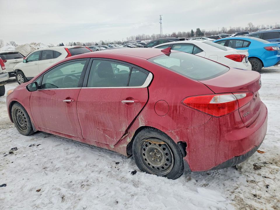 Photo 2 from auction – 2015 KIA FORTE with VIN KNAFX4A8XF5300381