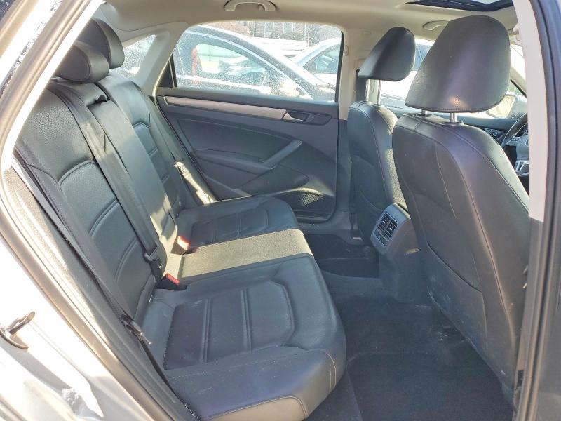 Photo 10 from auction – 2014 VOLKSWAGEN PASSAT with VIN 1VWBT7A39EC067197