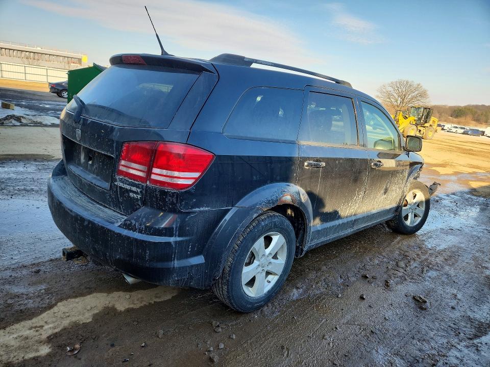 Photo 3 from auction – 2010 DODGE JOURNEY with VIN 3D4PG5FV2AT147082