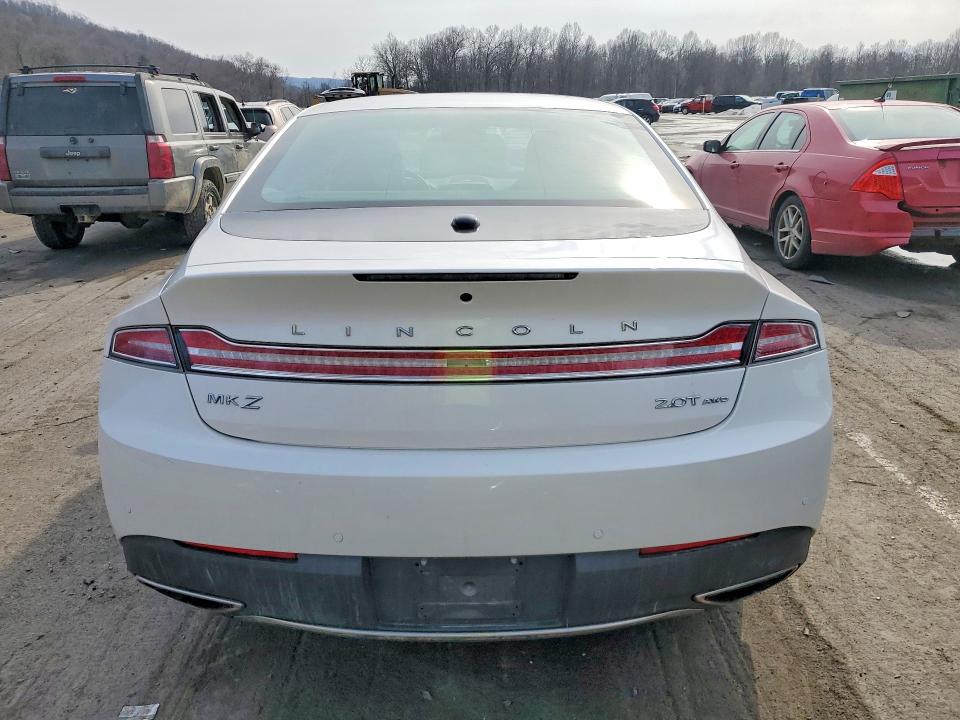 Photo 6 from auction – 2020 LINCOLN MKZ RESERV with VIN 3LN6L5F97LR605492