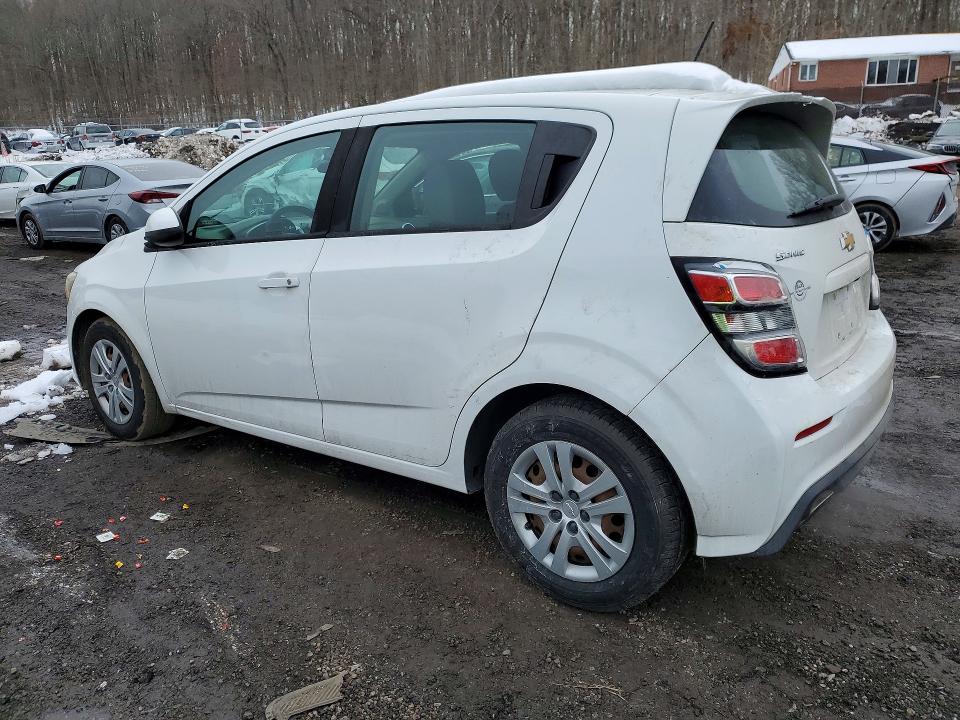 Photo 2 from auction – 2017 CHEV SONIC with VIN 1G1JG6SG1H4161743