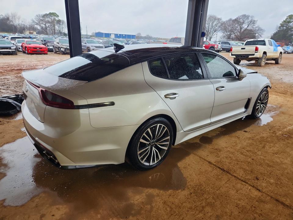Photo 3 from auction – 2018 KIA STINGER with VIN KNAE25LA9J6037030