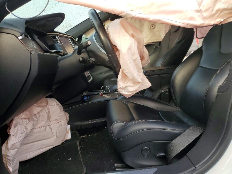Photo 7 from auction – 2017 TESLA MODEL S with VIN 5YJSA1E28HF232252