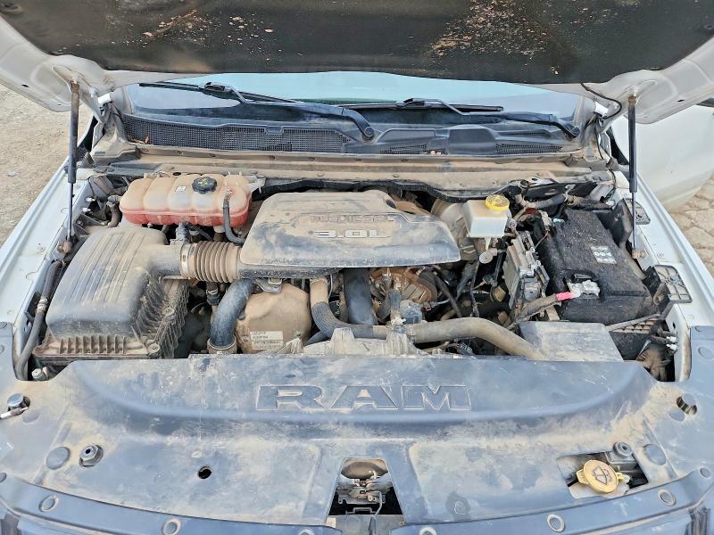 Photo 11 from auction – 2021 RAM 1500 with VIN 1C6SRFFM0MN677741