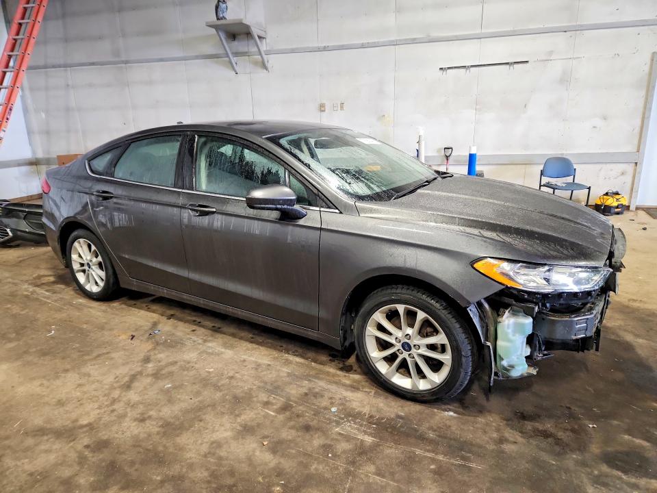 Photo 4 from auction – 2020 FORD FUSION with VIN 3FA6P0LU7LR223814