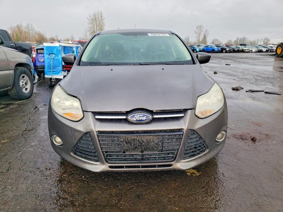 Foto 5 de la subasta – 2012 FORD FOCUS SE con VIN 1FAHP3K27CL177880
