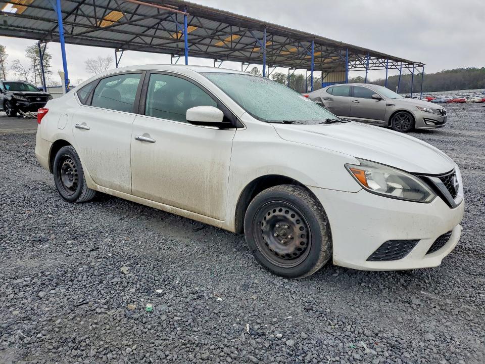Photo 4 from auction – 2017 NISSAN SENTRA S with VIN 3N1AB7AP2HY332982