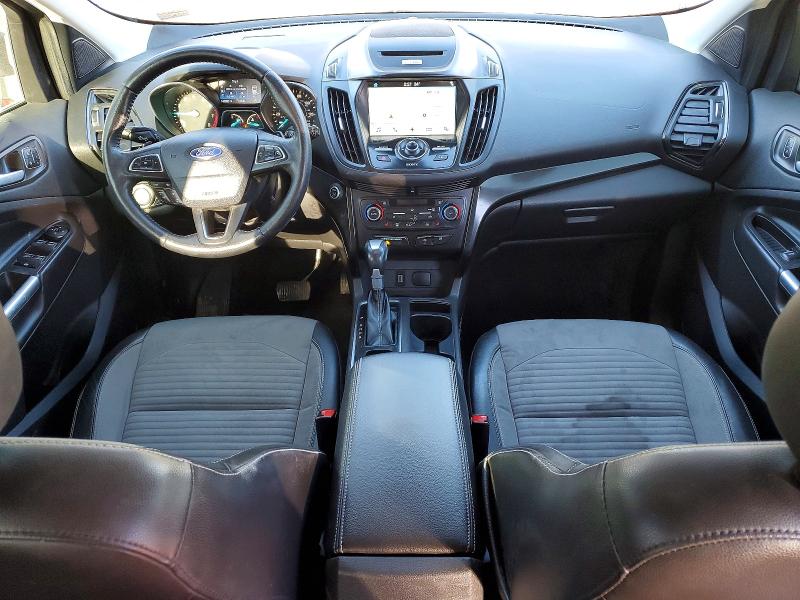 Zdjęcie 8 z aukcji – 2017 FORD ESCAPE z VIN 1FMCU9J93HUA11528