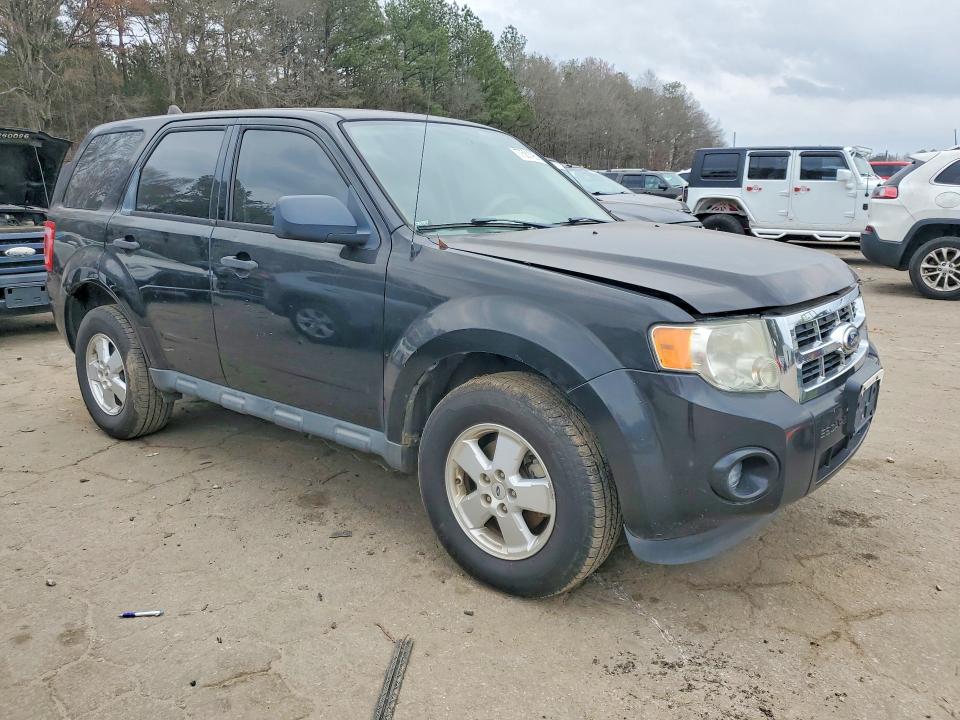 Photo 4 from auction – 2011 FORD ESCAPE with VIN 1FMCU0C70BKB47206
