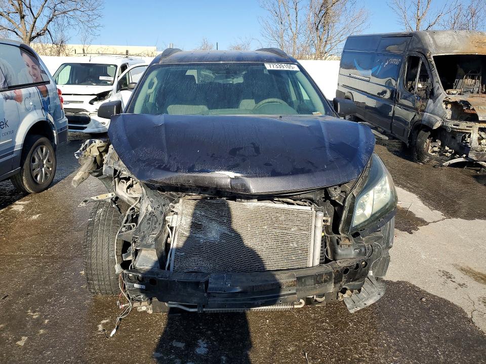 Photo 5 from auction – 2015 CHEVROLET TRAVERSE with VIN 1GNKRFKD3FJ327763