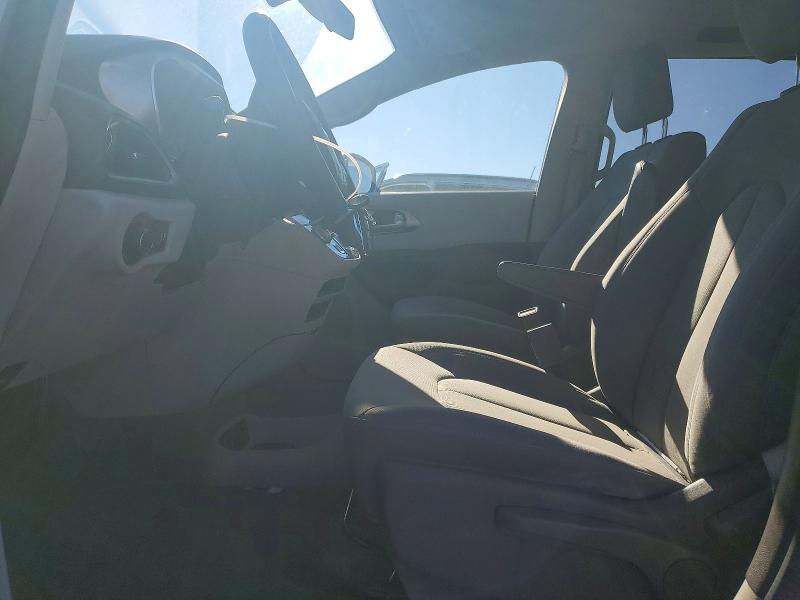 Photo 7 from auction – 2018 CHRYSLER PACIFICA with VIN 2C4RC1AG3JR174863