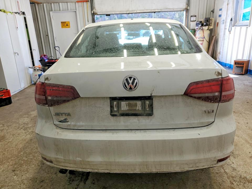 Photo 6 from auction – 2017 VOLKSWAGEN JETTA with VIN 3VW167AJXHM311220