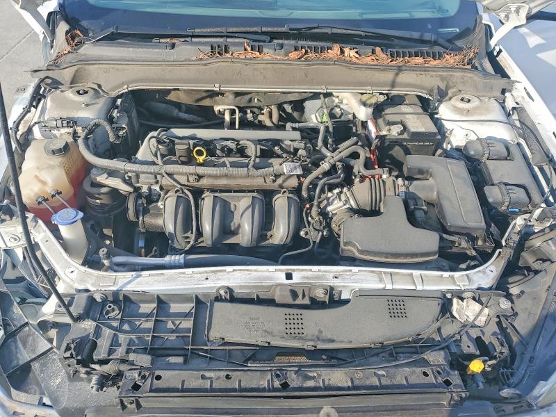 Photo 11 from auction – 2019 FORD FUSION with VIN 3FA6P0G75KR127022