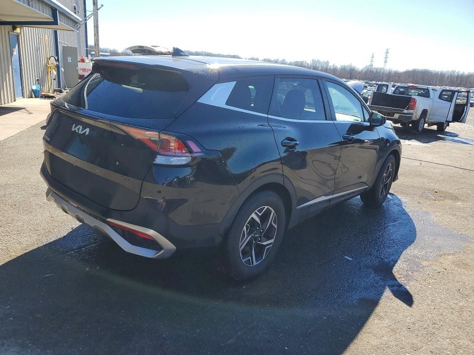 Photo 3 from auction – 2024 KIA SPORTAGE with VIN KNDPU3DF5R7302827