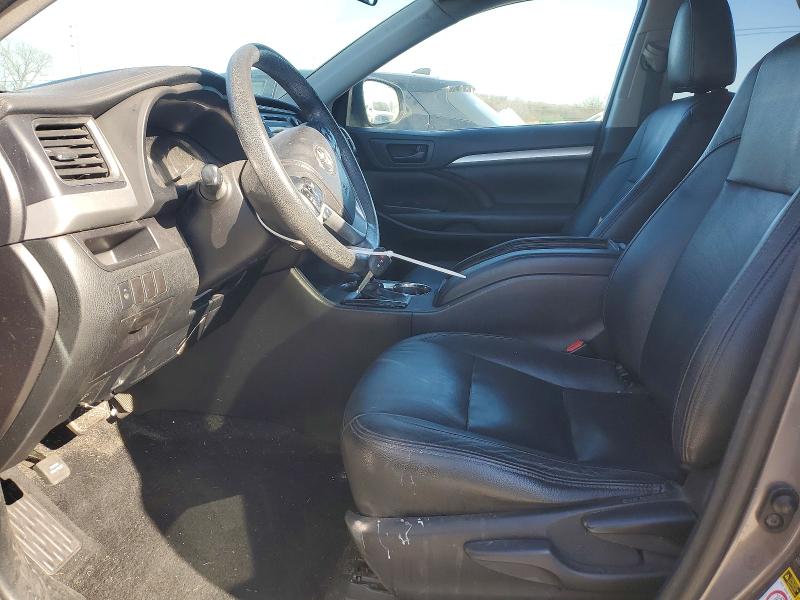 Photo 7 from auction – 2014 TOYOTA HIGHLANDER with VIN 5TDBKRFH7ES043209