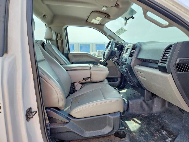 Photo 10 from auction – 2016 FORD F150 with VIN 1FTMF1C89GKD09178