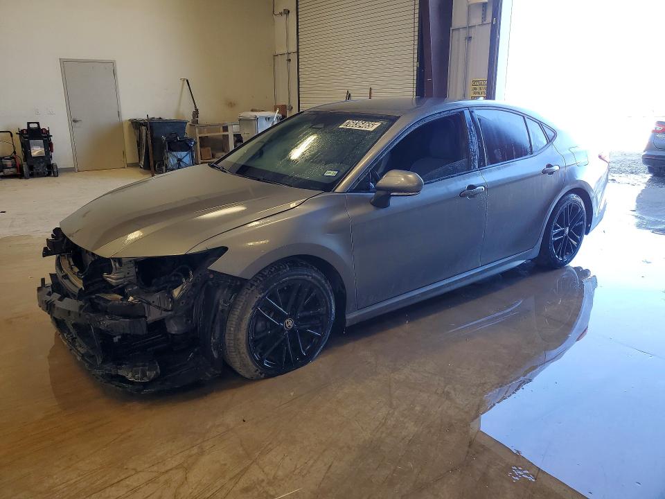 TOYOTA CAMRY 2025 with VIN 4T1DAACK7SU532743 - Photo from auction