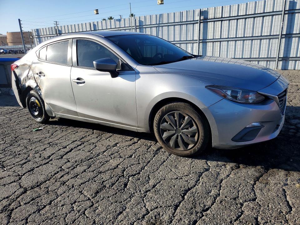 Photo 4 from auction – 2015 MAZDA 3 with VIN 3MZBM1U72FM186265