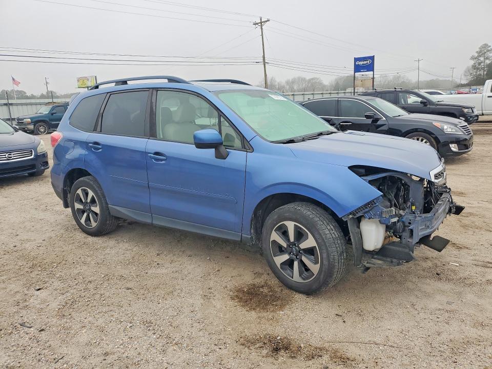 Photo 4 from auction – 2018 SUBARU FORESTER 2 with VIN JF2SJAEC7JH520358