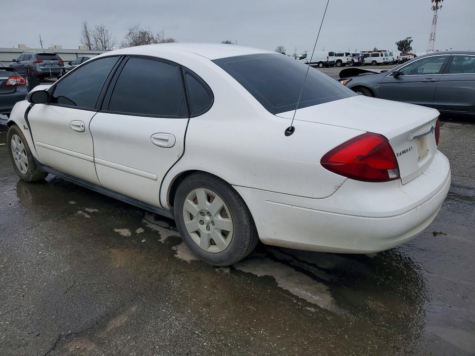 Photo 2 from auction – 2000 FORD TAURUS with VIN 1FAFP5221YA243068