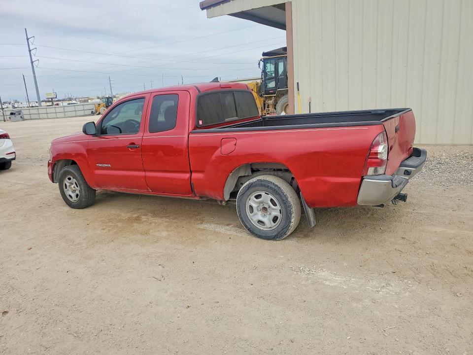 Photo 2 from auction – 2014 TOYOTA TACOMA with VIN 5TFTX4CN7EX038122
