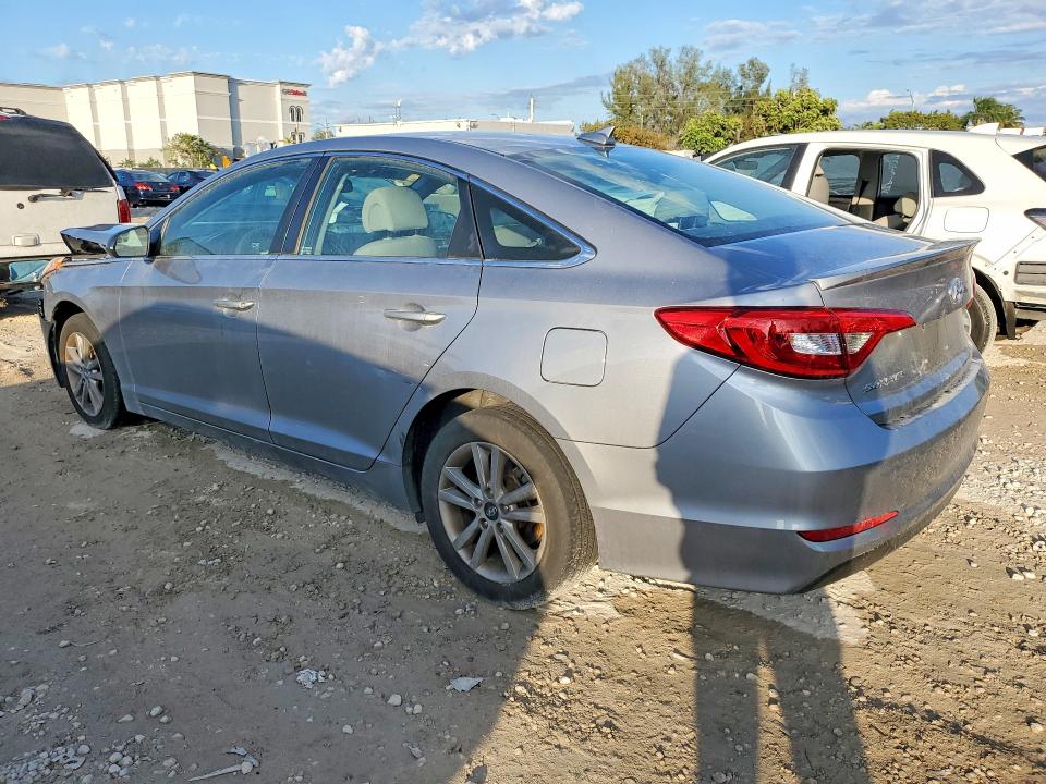 Photo 2 from auction – 2016 HYUNDAI SONATA with VIN 5NPE24AF3GH326835
