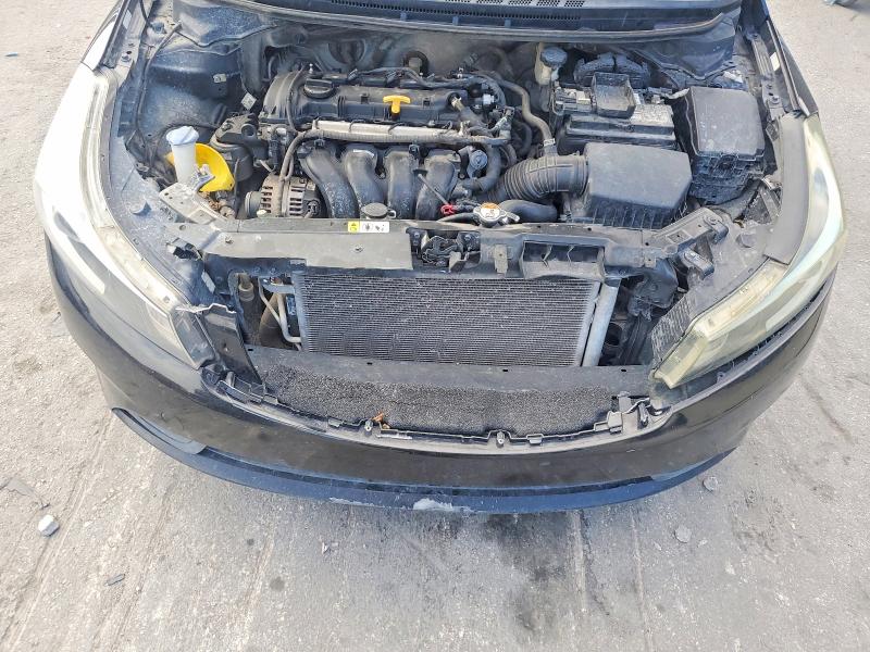 Photo 11 from auction – 2018 KIA FORTE with VIN 3KPFK4A75JE228155