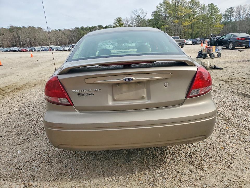 Photo 6 from auction – 2005 FORD TAURUS with VIN 1FAFP53255A203926