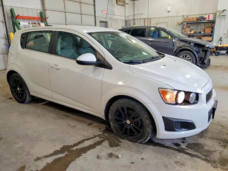 Photo 4 from auction – 2016 CHEVROLET SONIC with VIN 1G1JC6SH6G4127736