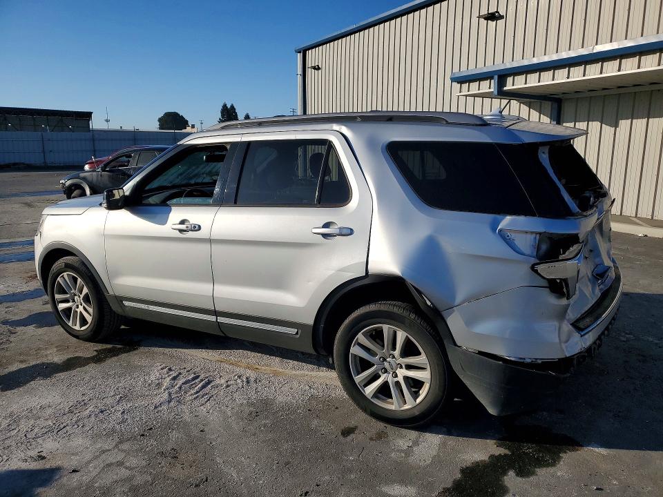 Foto 2 de la subasta – 2018 FORD EXPLORER X con VIN 1FM5K8D86JGC15708
