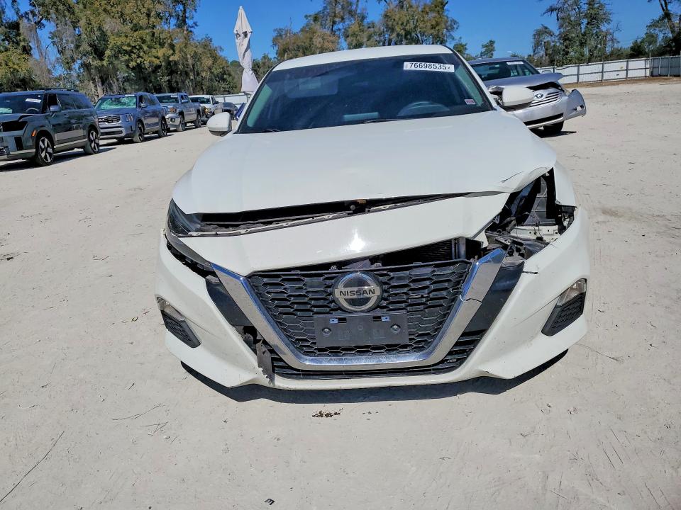Photo 5 from auction – 2019 NISSAN ALTIMA with VIN 1N4BL4BV5KC226705