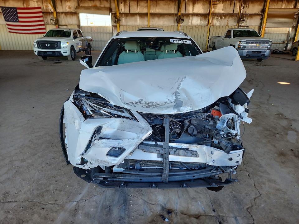 Photo 5 from auction – 2019 LEXUS UX 250H with VIN JTHU9JBH6K2018573