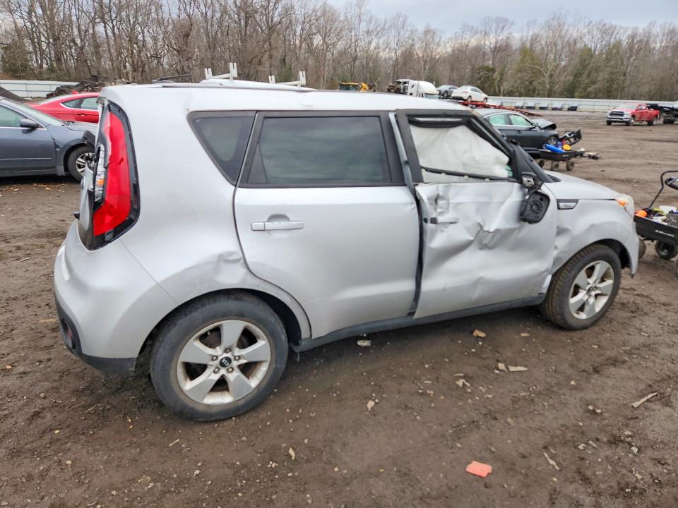 Photo 3 from auction – 2017 KIA SOUL with VIN KNDJN2A26H7431527