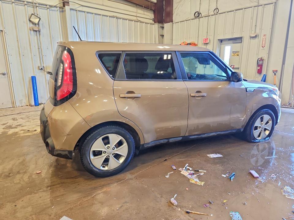 Photo 3 from auction – 2016 KIA SOUL with VIN KNDJN2A22G7290227