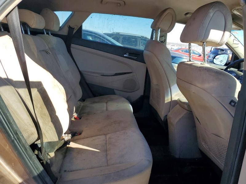 Photo 11 from auction – 2016 HYUNDAI TUCSON LIM with VIN KM8J33A46GU101508