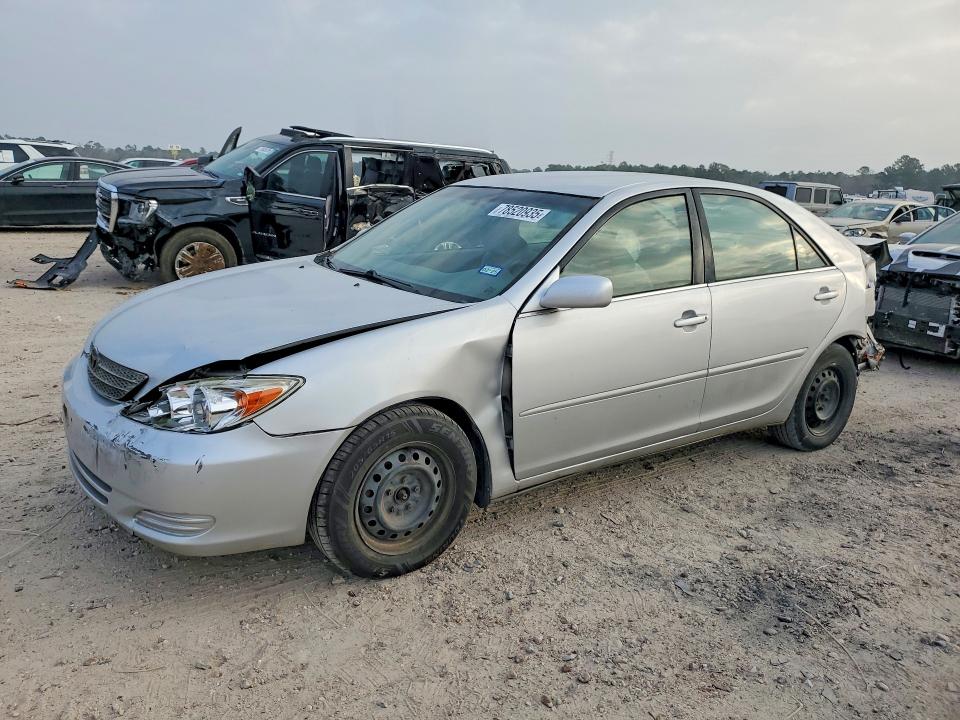 TOYOTA CAMRY 2002 with VIN 4T1BE32K42U540534 - Photo from auction